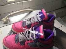 ��Ůͬѧ���ϵ�AJ��Ь�������ӣ���ԭ����Ů����Ҳ�ǳ��İ�