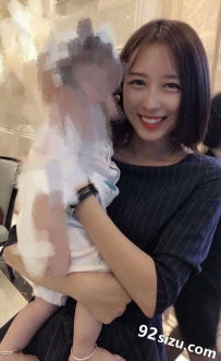 ţ�ˣ�����������¥��С����˿�࣬�����˼�΢�ű����ʵ������