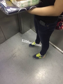 ����ż������ѧ�����ӣ����µ���˫�˶�Ь��С���µ�ζ��