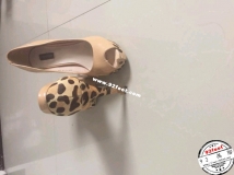 ȥŮ��ҵ�Ь���ϵ���ԭζ��Ь,˳�㷢���˲�����¨������Ʒ�