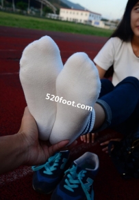 58��ѧ��У԰Ů��-����ϵ��ͼ����58����98P��