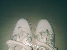 ����ͼ�����죬���ӵ�һ����ǰ��ͬѧ����ع�������Ʒ����Ҫ��������Сס����