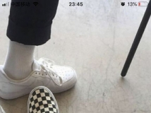 ����Բ���������Ů���԰�Ь�Ӵ�����ô����Ь���ϵĽŹ��������̵�ζ��