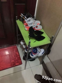 ����ͼ���������Ӽҵ�Ь�񣬿�����ô��Ь��������