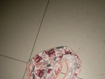 ����ѧУ��Ů��ϴ�·�