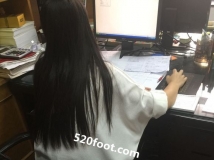 ��Ůͬ�³����ˣ�ȥ������������Ь